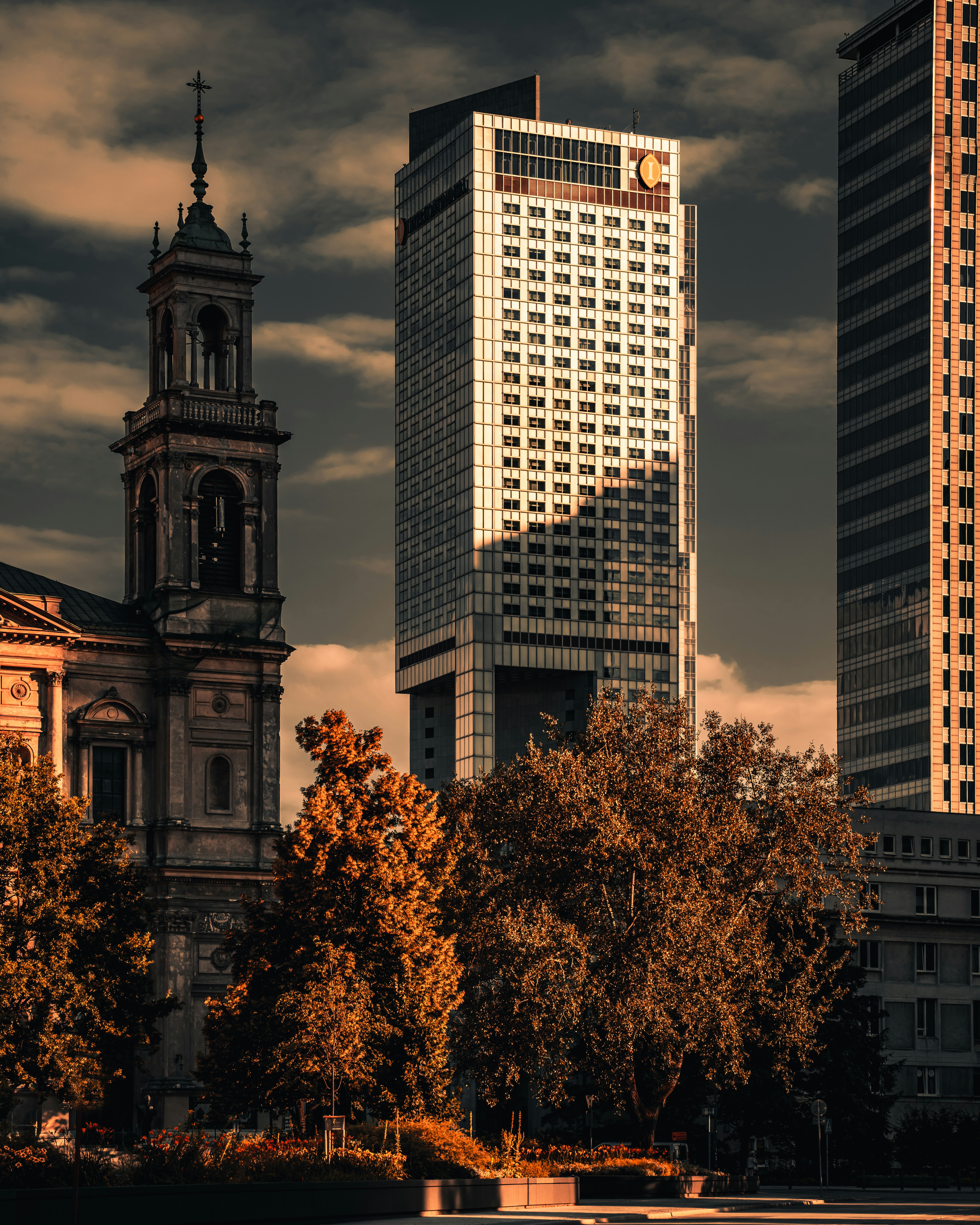 brown concrete building during daytime